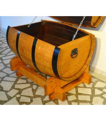 Wein barrel storage chest